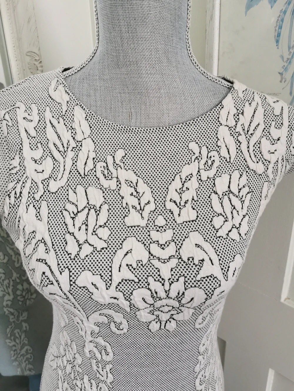 Womens Spring Dress 🌸 Xhilaration Stretch White/Grey Patterned Flowers. Size S - Picture 2 of 6